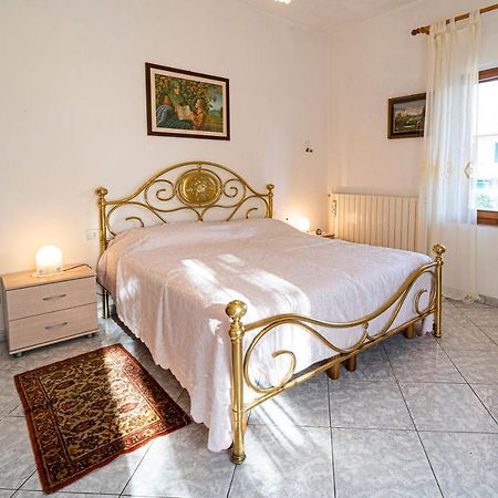 Apartmán Bilocale Lo Scoglio - Goelba Portoferraio Exteriér fotografie